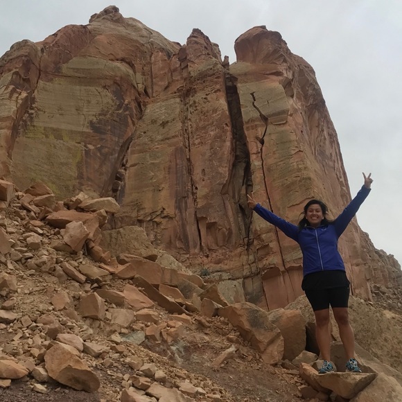 Meet your Posher, Daana - Picture 6 of 7